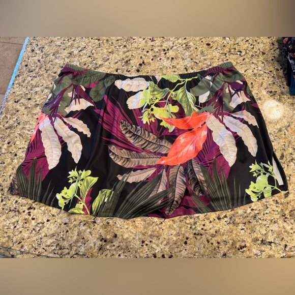 Cacique Black and Green bikini bottoms size 16 NWOT - Picture 6 of 6